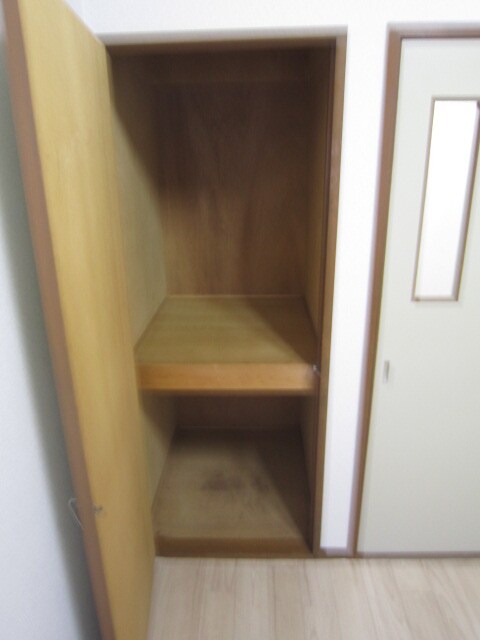 物件内観写真14　(収納)