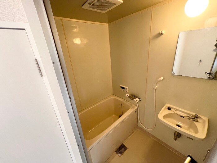 物件内観写真8　(バス／シャワールーム等)