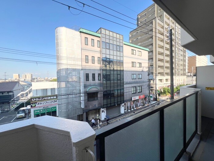 物件内観写真14　(室内からの展望)