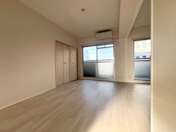 物件内観写真15　(居室)