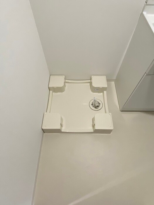 物件内観写真9　(洗濯機置場)