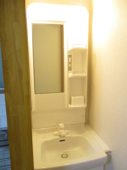 物件内観写真10　(洗面)