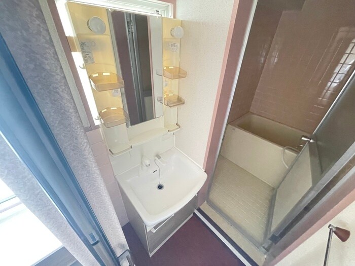 物件内観写真13　(洗面)