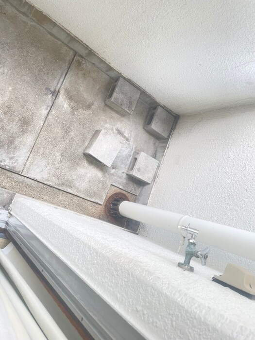 物件内観写真16　(洗濯機置場)