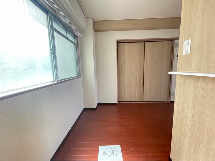 物件内観写真18　(廊下)