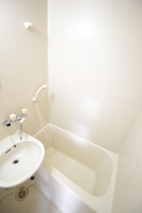 物件内観写真12　(バス／シャワールーム等)