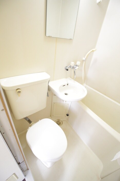 物件内観写真14　(トイレ)