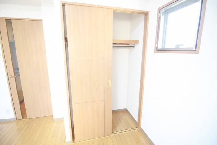 物件内観写真15　(収納)