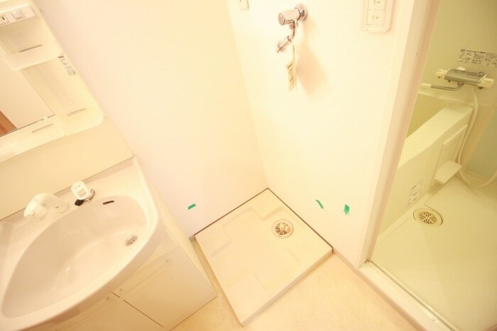 物件内観写真19　(洗濯機置場)