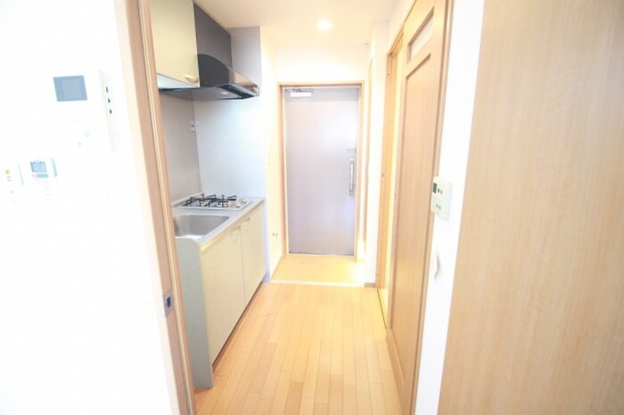 物件内観写真20　(廊下)