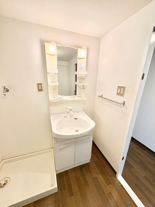 物件内観写真13　(洗面)