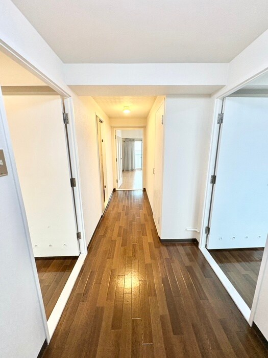 物件内観写真19　(廊下)