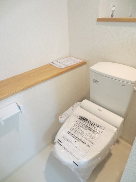 物件内観写真10　(トイレ)