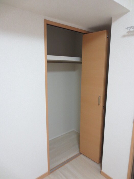 物件内観写真15　(収納)