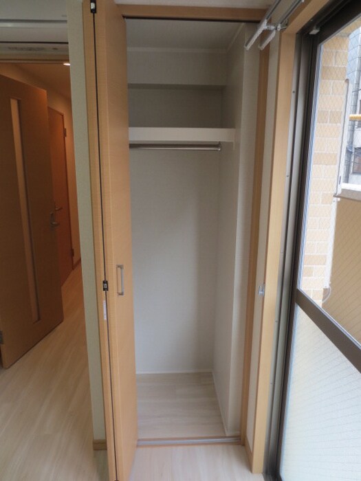 物件内観写真15　(収納)