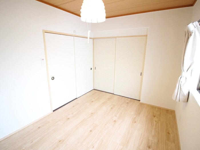 物件内観写真17　(居室)