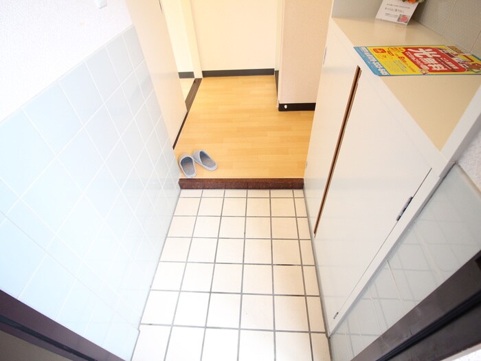 物件内観写真22　(玄関)