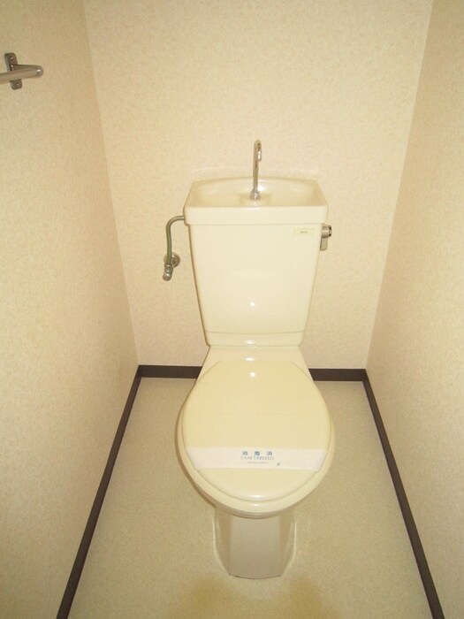 物件内観写真14　(トイレ)