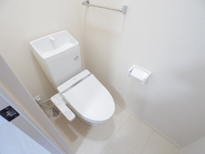 物件内観写真16　(トイレ)