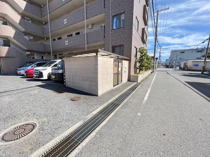 物件外観写真3　(建物設備)