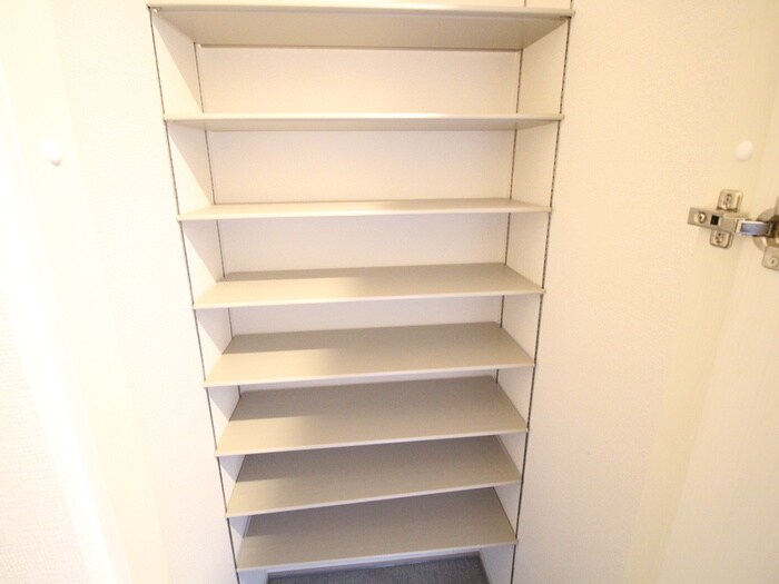 物件内観写真19　(靴箱)