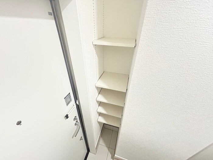 物件内観写真16　(靴箱)