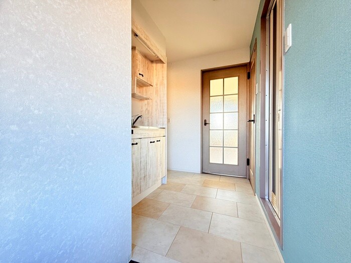 物件内観写真16　(廊下)