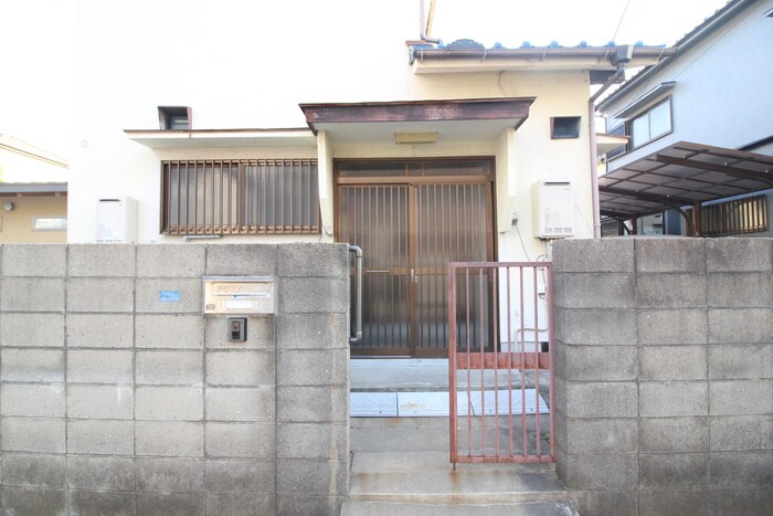 物件外観写真4　(外観写真)