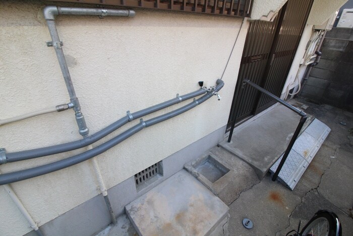 物件内観写真13　(洗濯機置場)