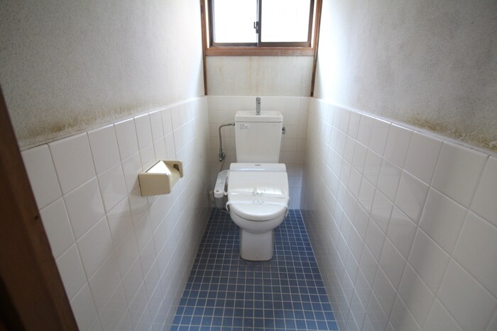 物件内観写真14　(トイレ)