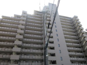 ﾌｧﾐｰﾙﾊｲﾂ上野芝２番館（605）外観写真