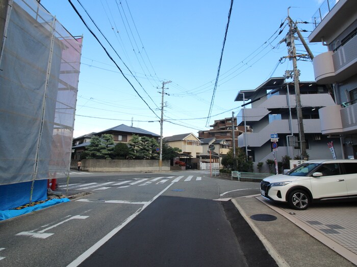 物件外観写真6　(周辺環境)