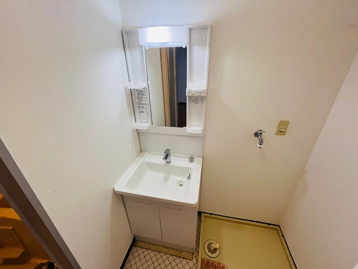 物件内観写真11　(洗面)