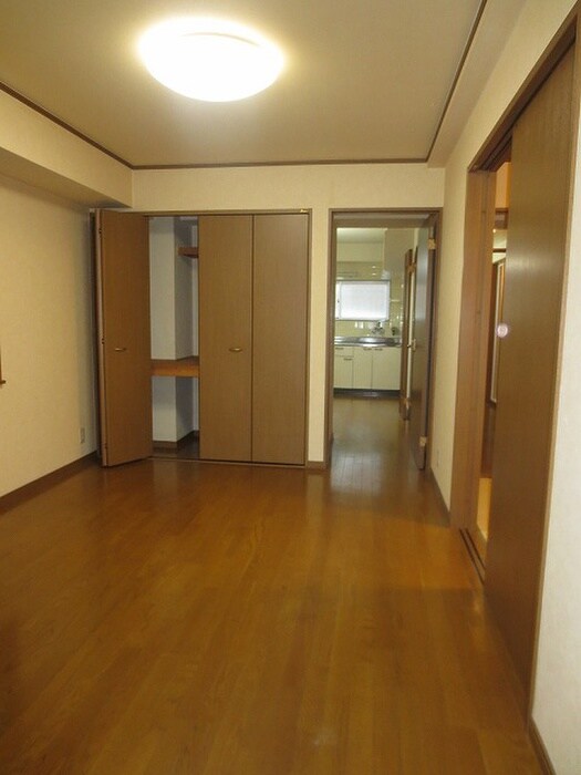 物件内観写真7　(居室)