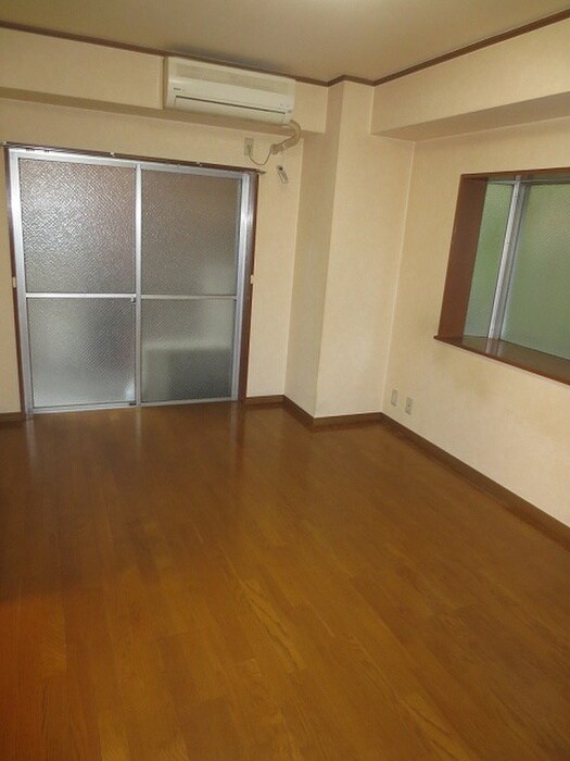 物件内観写真12　(居室)