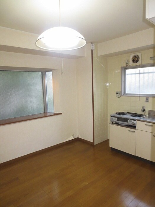 物件内観写真15　(居室)