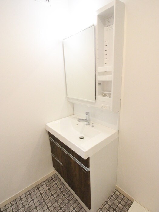 物件内観写真4　(トイレ)