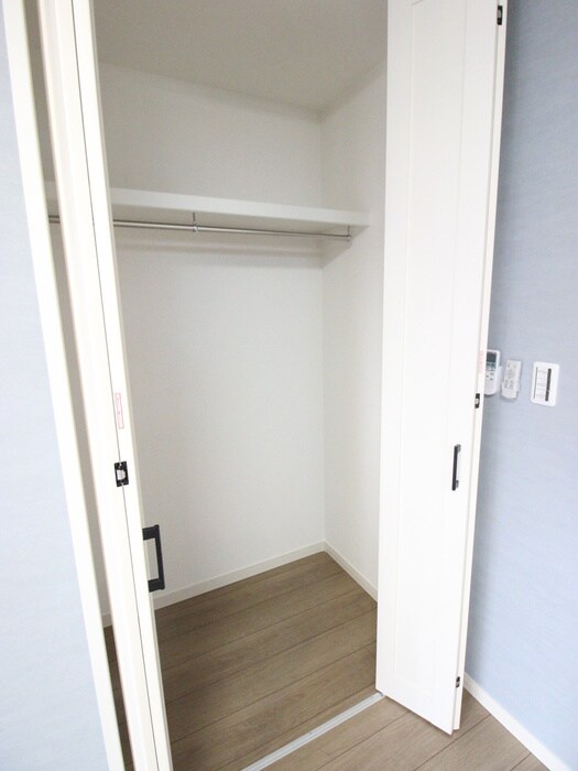 物件内観写真10　(収納)