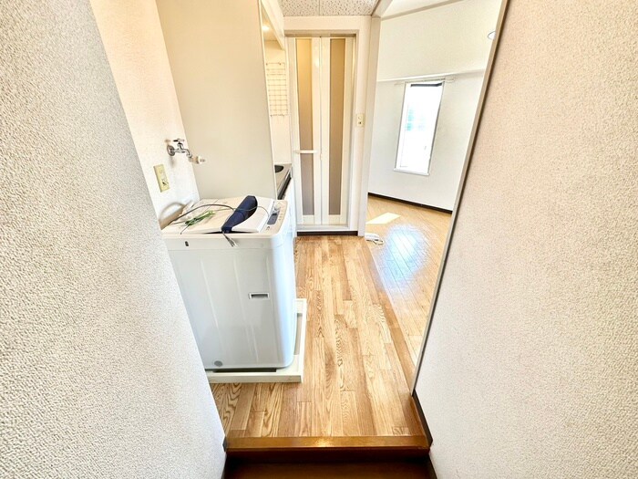 物件内観写真16　(廊下)