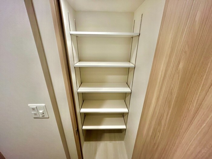 物件内観写真8　(靴箱)