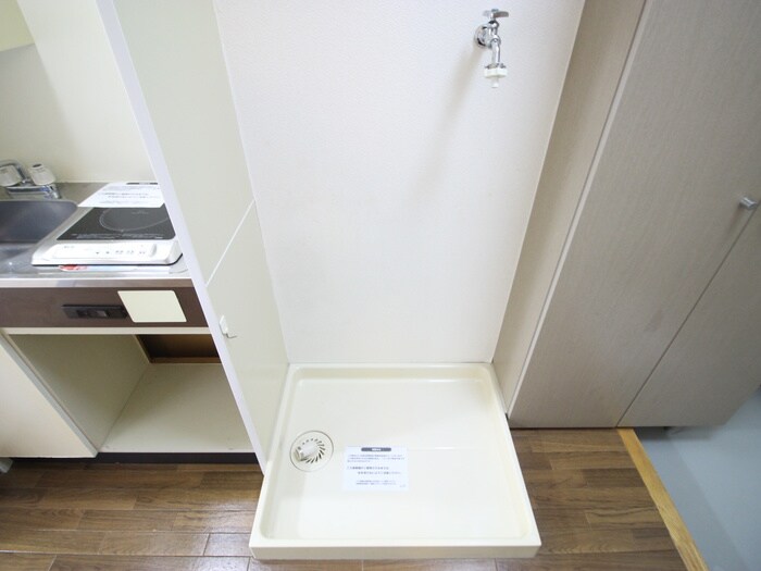 物件内観写真12　(洗濯機置場)