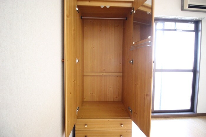 物件内観写真13　(収納)