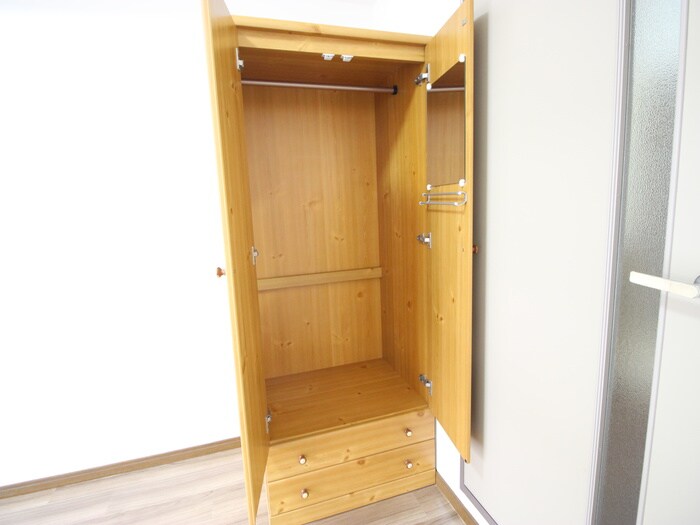 物件内観写真13　(収納)