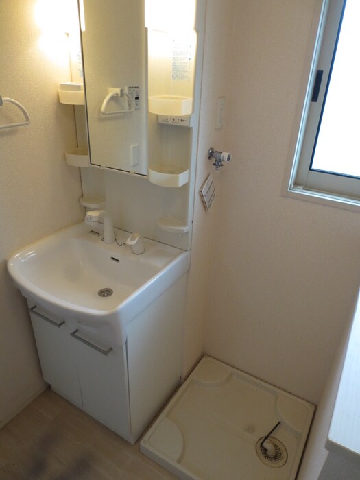 物件内観写真11　(洗面)