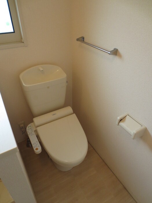 物件内観写真13　(トイレ)