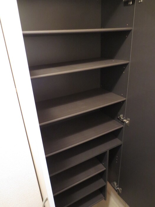 物件内観写真14　(靴箱)