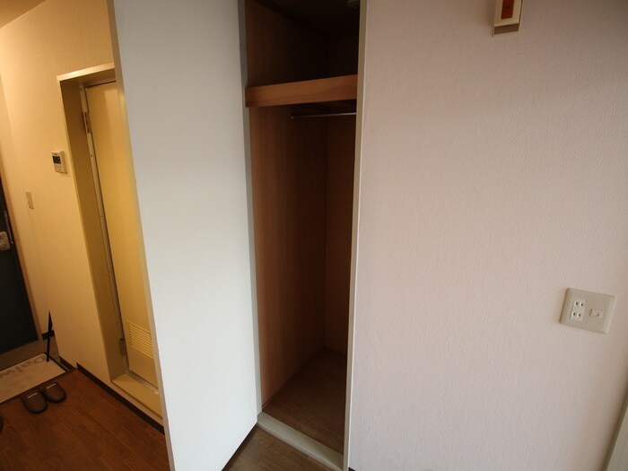 物件内観写真21　(収納)