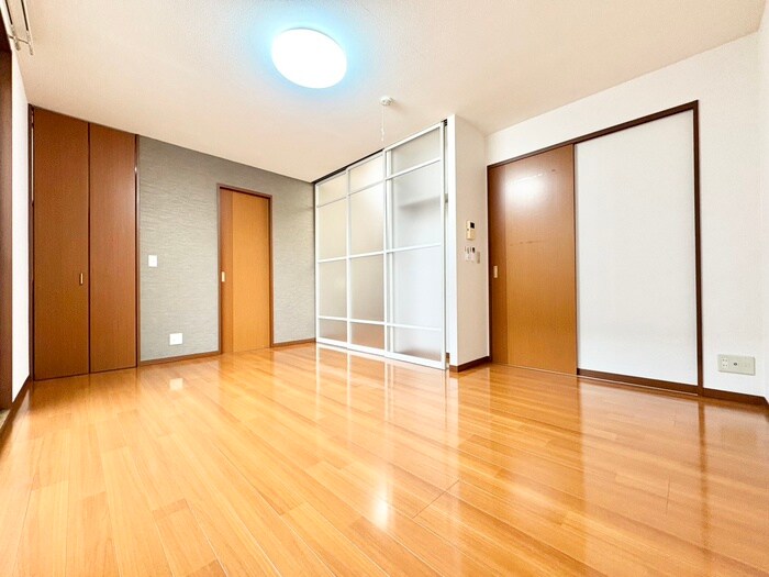 物件内観写真11　(居室)