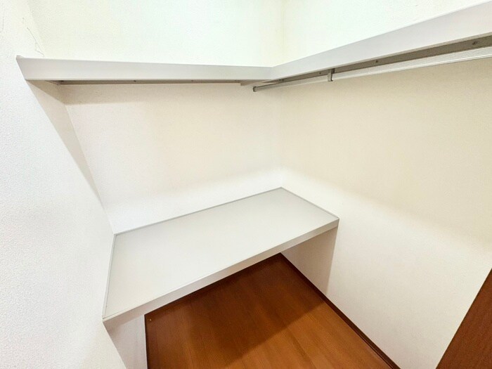 物件内観写真14　(収納)