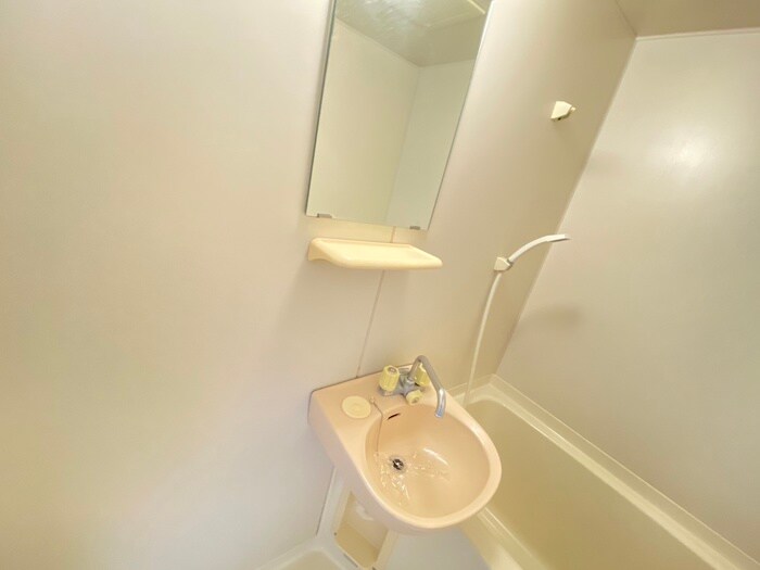 物件内観写真10　(洗面)